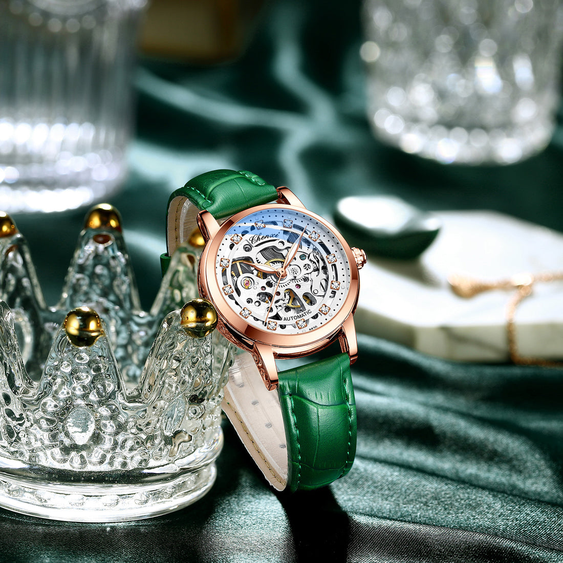 Fashion Diamond Waterproof Automatic Hollow Mechanical Watch